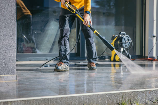 Best Deck Pressure Washing  in Batesville, MS